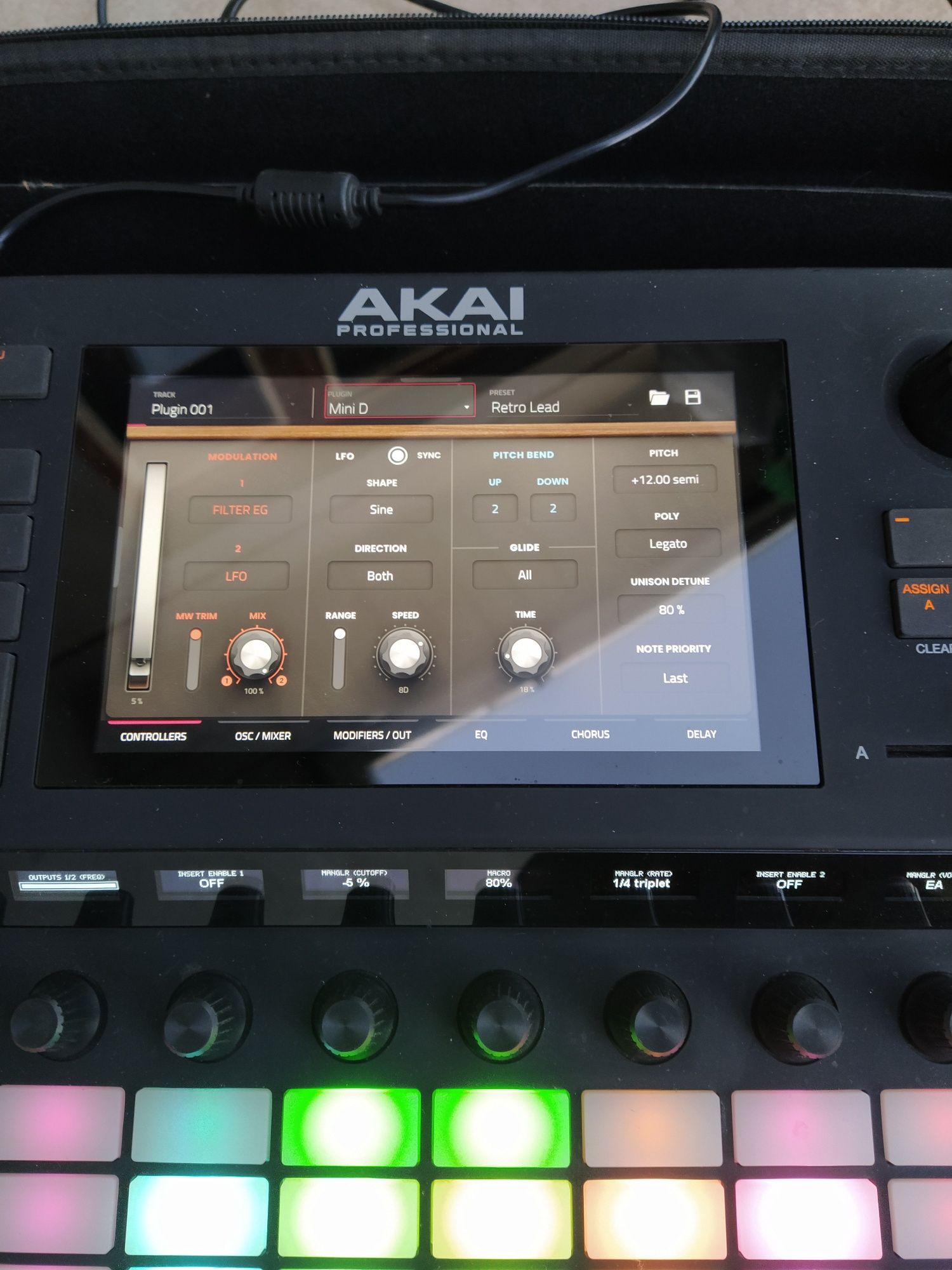 Akai Force + Plug-ins, UDG case si SSD