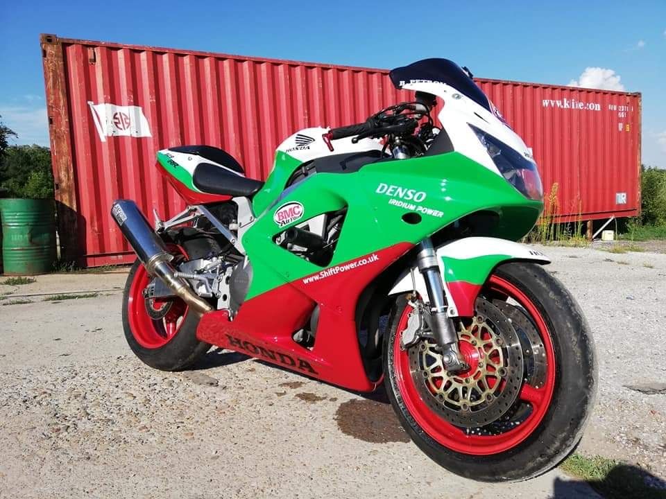 Honda cbr 929 на части