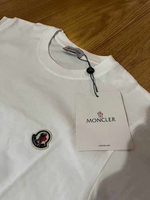 ÎN STOC | •‼️ Tricou Moncler ‼️• Mărime M • Calitate Premium •