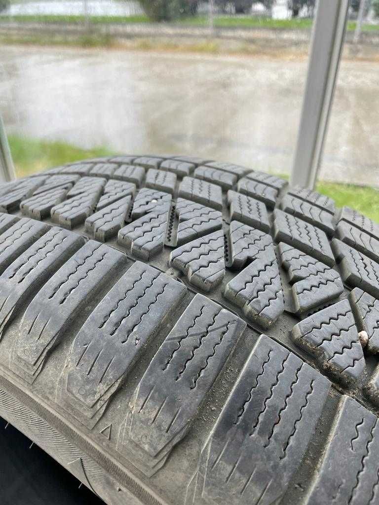 Set complet cauciucuri iarna KUMHO 255/50/R20 Dot 2019