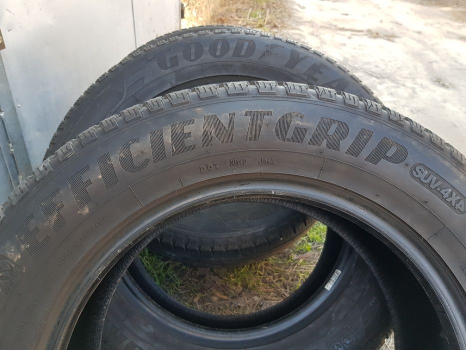Goodyear. 255.60.18