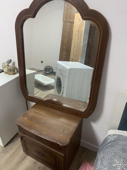 Мебель б/у шкаф тумбы 2 и зеркало