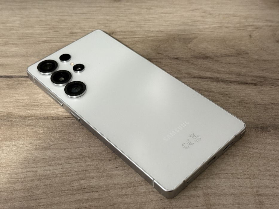 Samsung S25 Ultra / 256 Gb / Impecabil