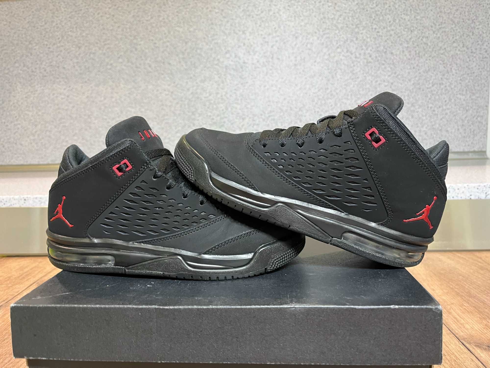 ОРИГИНАЛНИ ***  Nike Air Jordan Flight Origin / Triple Black