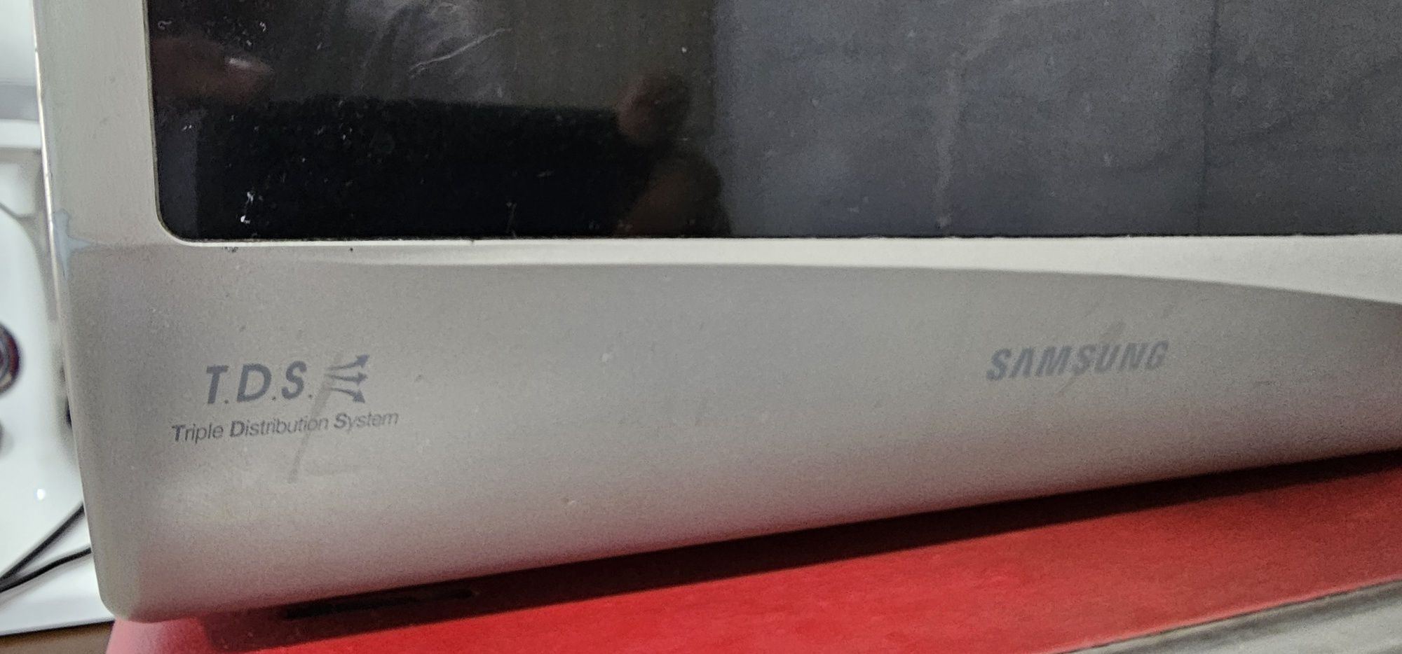 Продаётся микровалновка Samsung, mikravalnovka sotiladi