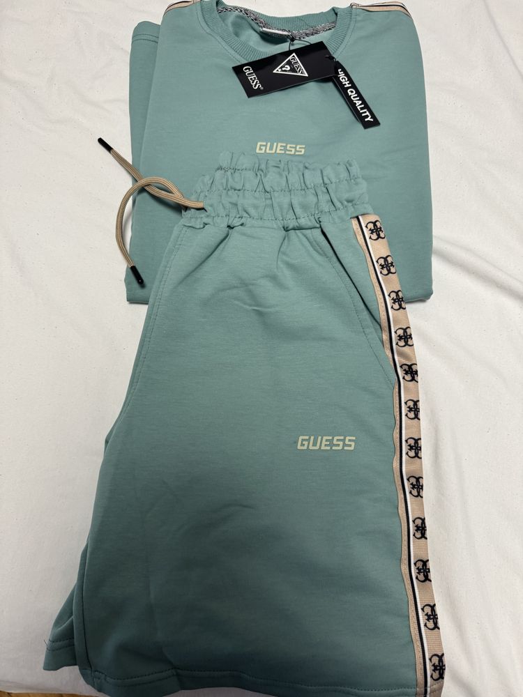 Дамски комплект Guess