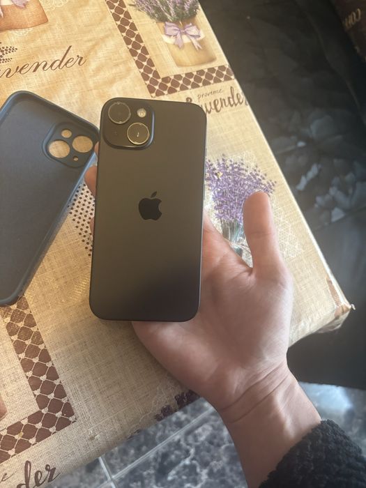 Iphone 15 128gb negru 89% baterie.