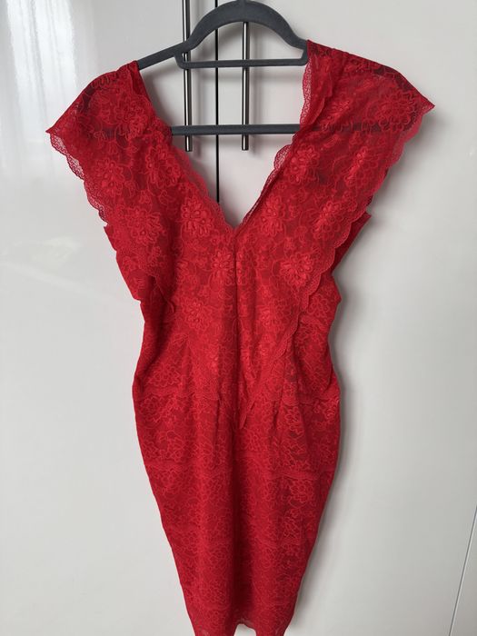 Rochie rosie dantela