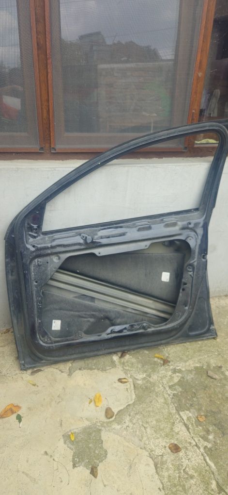 Врата за Vw passat 2011 год.