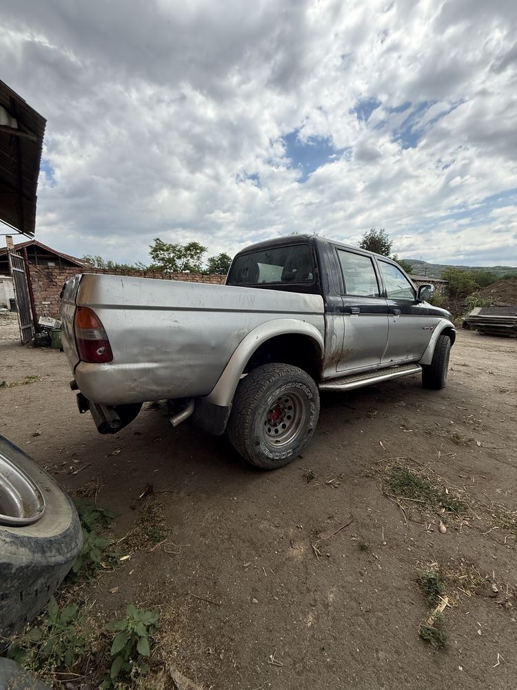 Mitsubishi L200