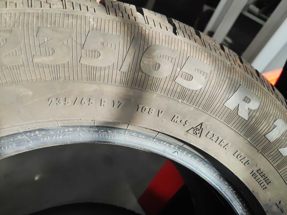 2бр.зимни гуми 235/65/17 Platin