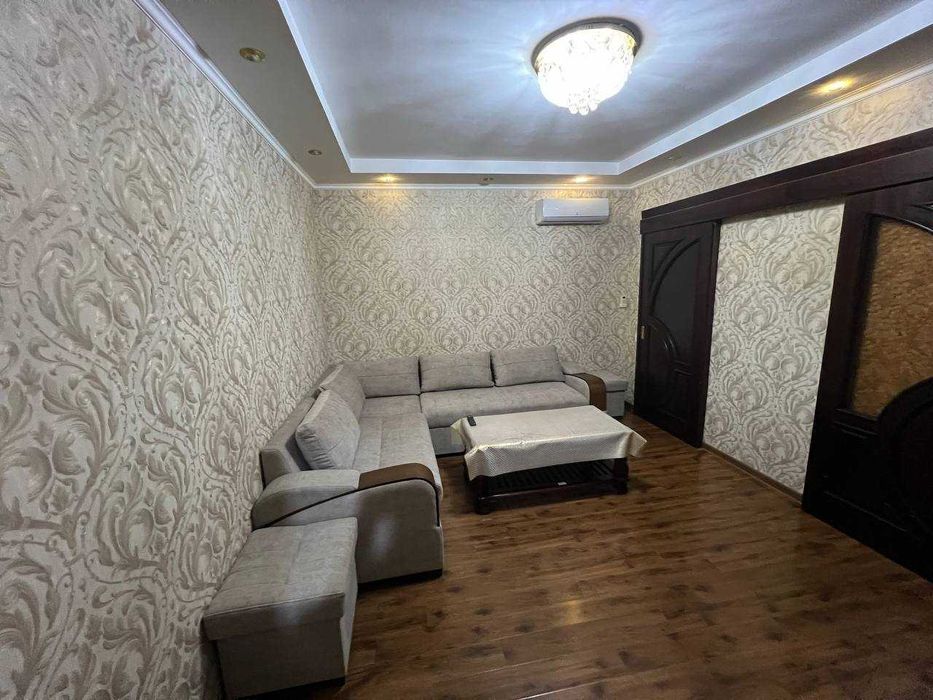 Аренда 3 ком Чиланзар 3 квартал торговый центр