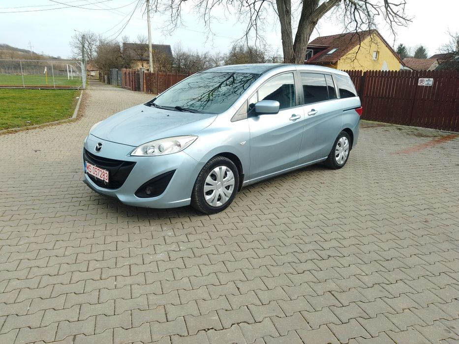 Mazda 5 cu 7 locuri motor 1.6 dízel euro 5 ne rosu valabil 3 luni
