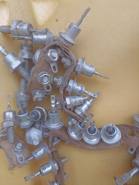 Диот большое и маленькие