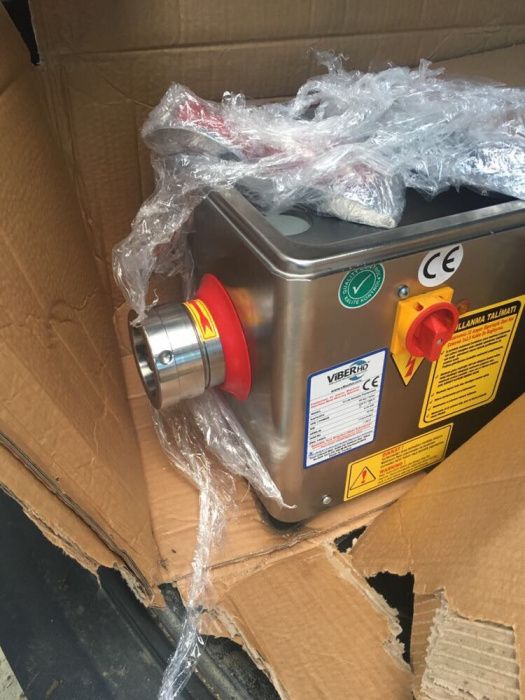 Masina tocat carne 120kg /h