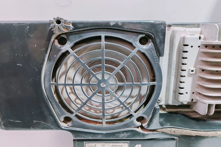 Subwoofer bose 8E9035382C Audi A4 B7