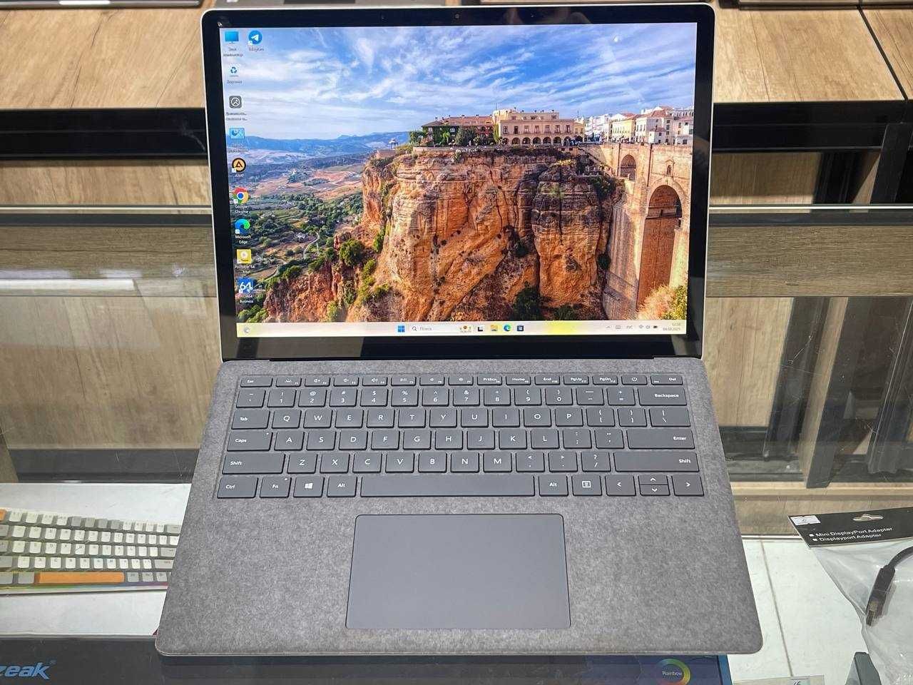 MICROSOFT SURFACE 4 Intel CORE i5-1145G7 8гб, 256ssd Сенсорный
