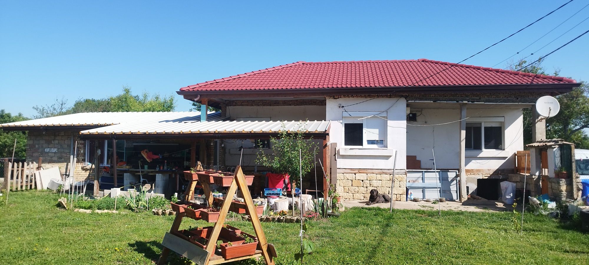 Къща в село Млада гвардия