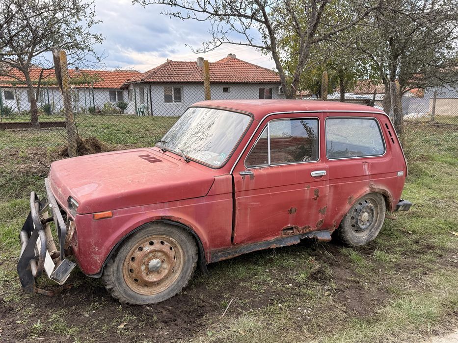 Лада нива на части