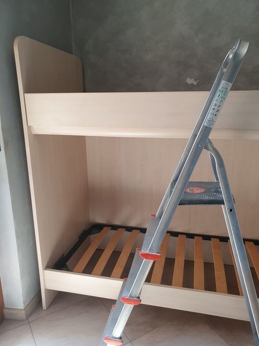 Pat suprapus adus din Italia