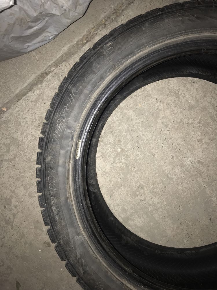 245/45/19R продам резину Dunlop winter ice 2 (1шт)