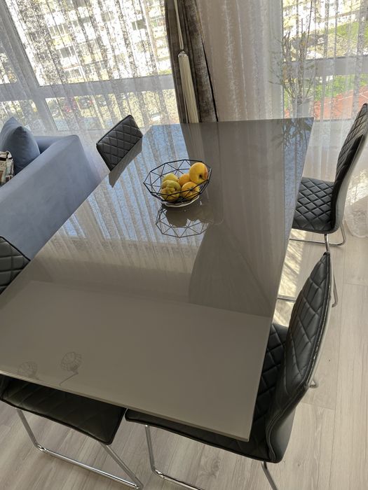 Трапезна маса +4 стола