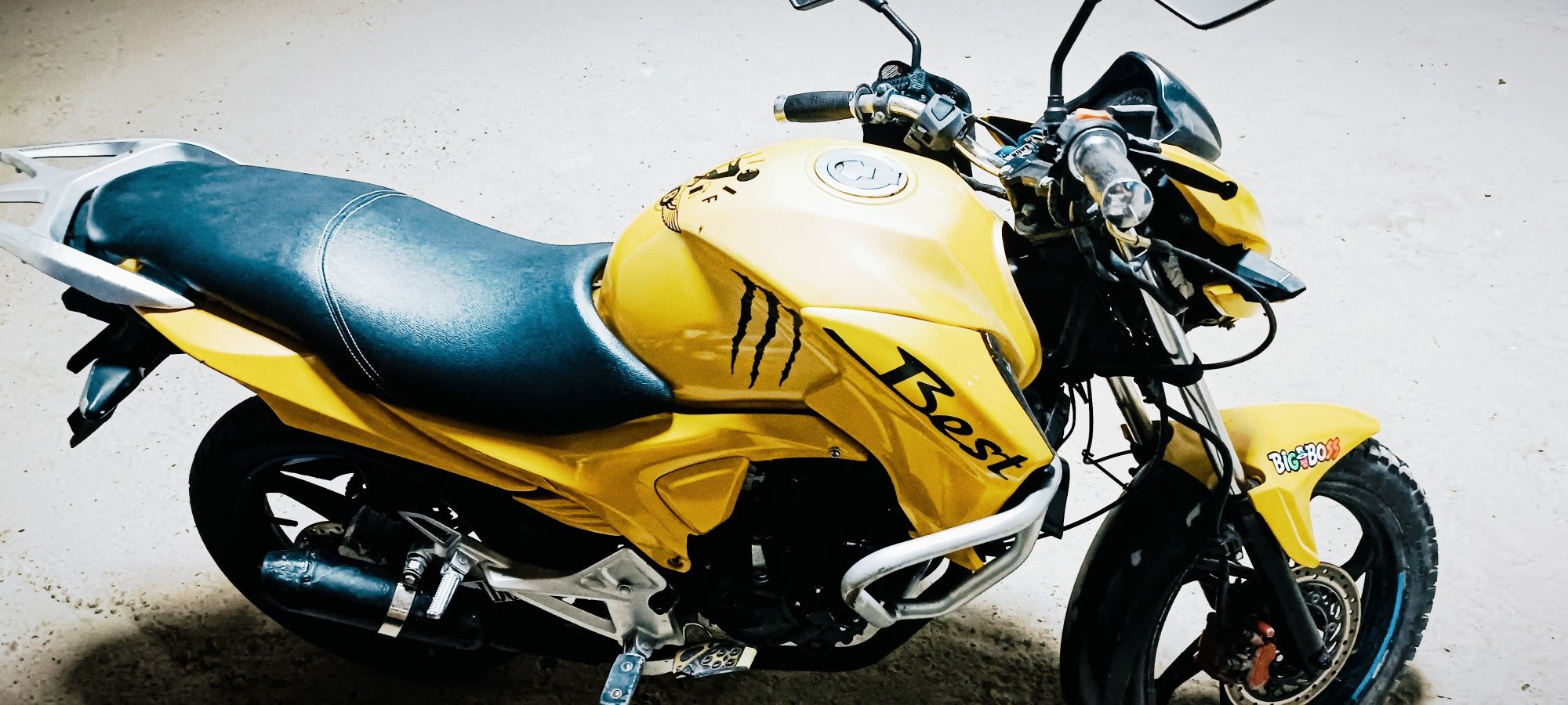Lifan irokez  150 10 b