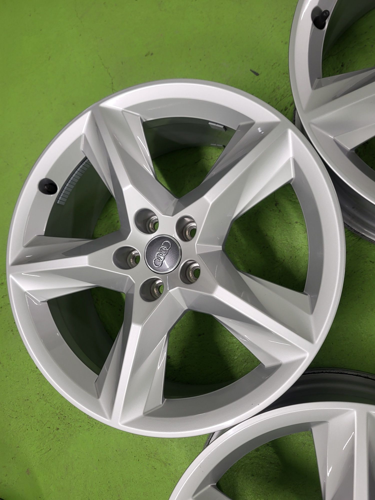 19 5x112 Audi Q5 A6 A7 A5 A4 Q7 5х112
