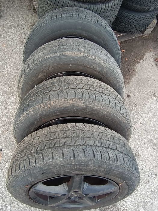 Гуми 205/65/16 с джанти за Мерцедес Виано