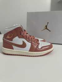Nike air Jordan 1 mid SE