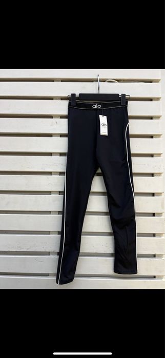 Colanti Alo Yoga material Superb