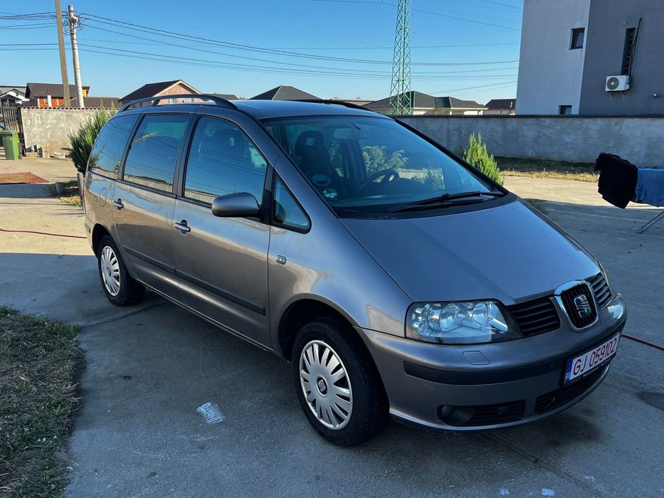 Vând Seat Alhambra 1.9 131 cai