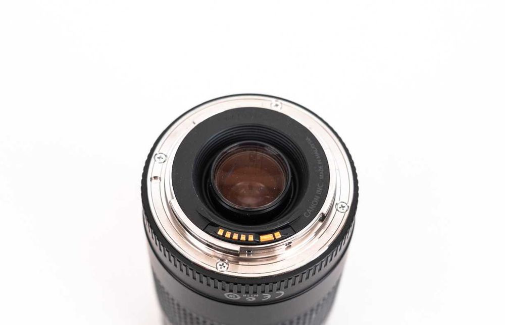 Obiectiv Canon EF 75-300 mm f/4-5.6 III USM