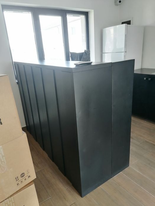 Mobilier pentru cafenea sau bar-cafe