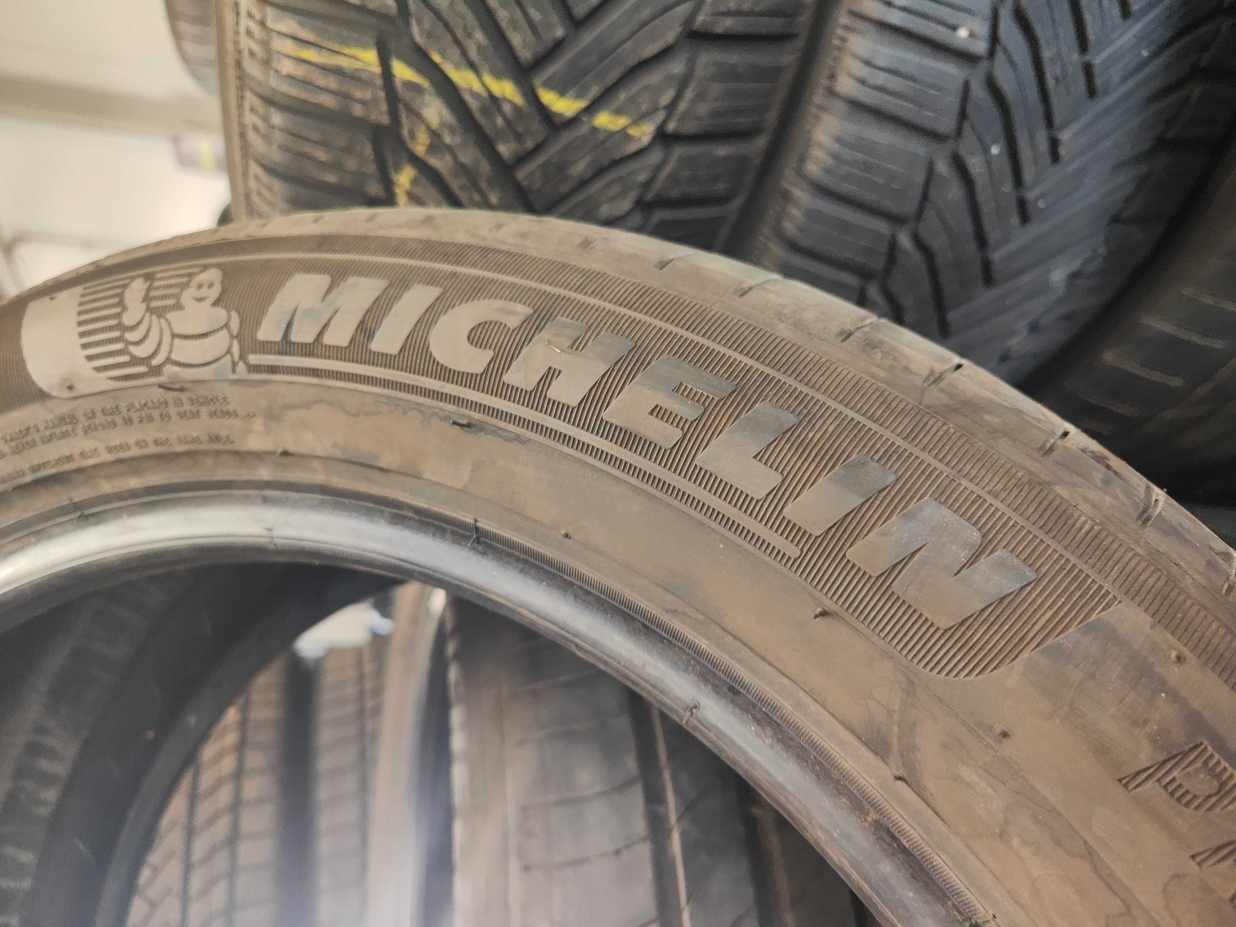 4бр.летни гуми 235/50/19 Michelin