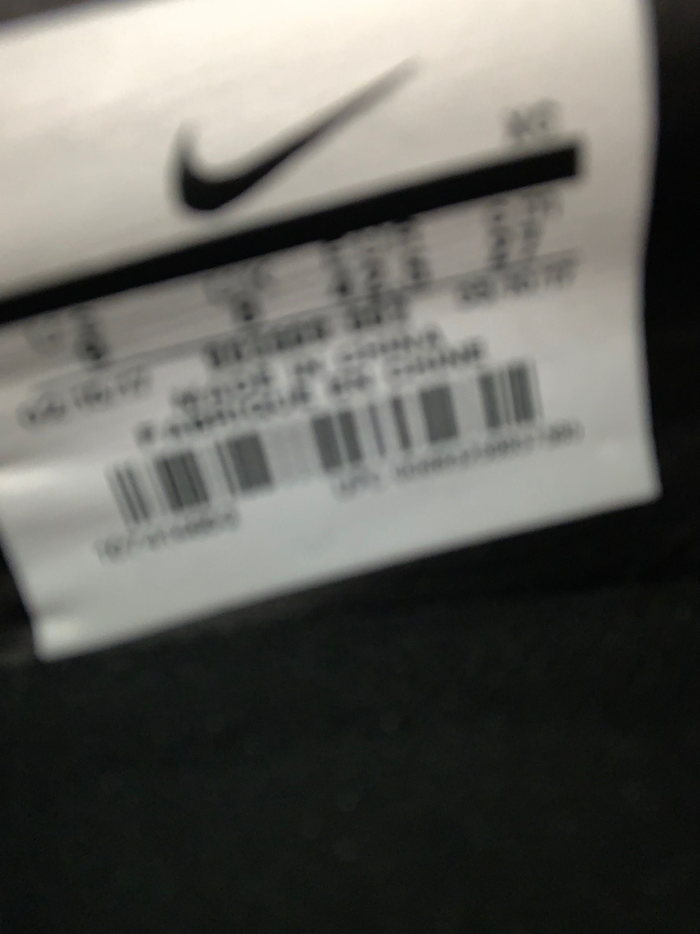 Бутонки за футбол Nike - чисто нови- 42.5 номер