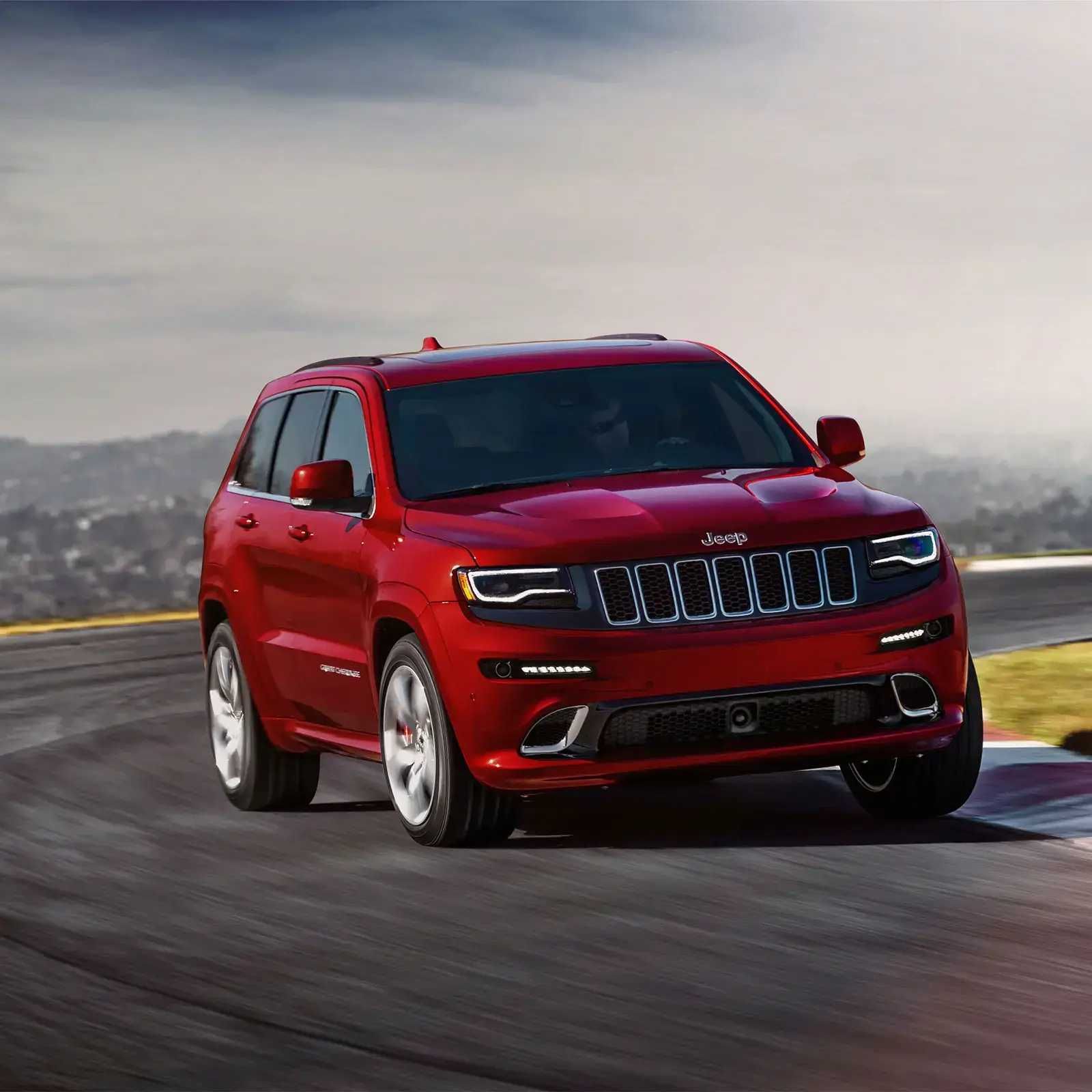 Комплект LED фарове за GRAND CHEROKEE 2011 - 2013 с начална анимация