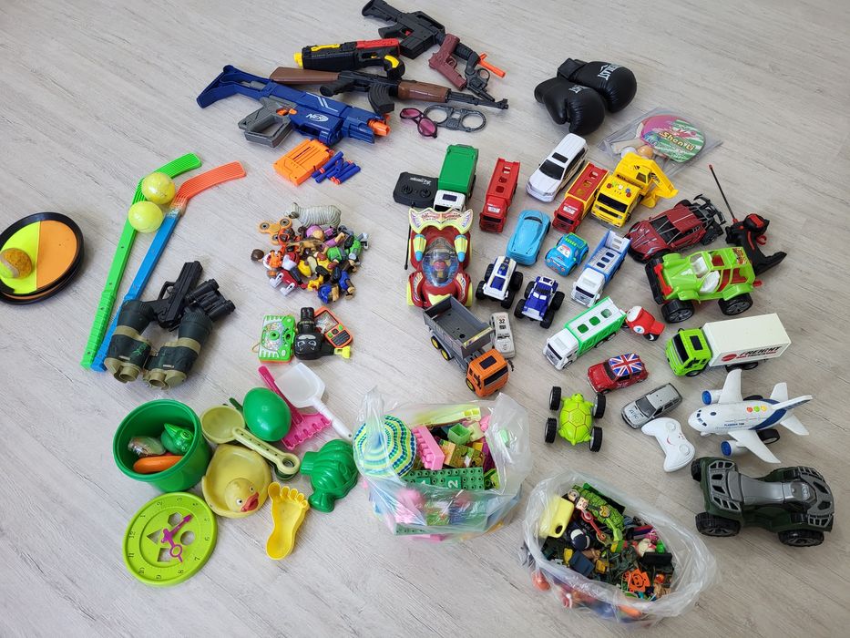 Игрушки для мальчика