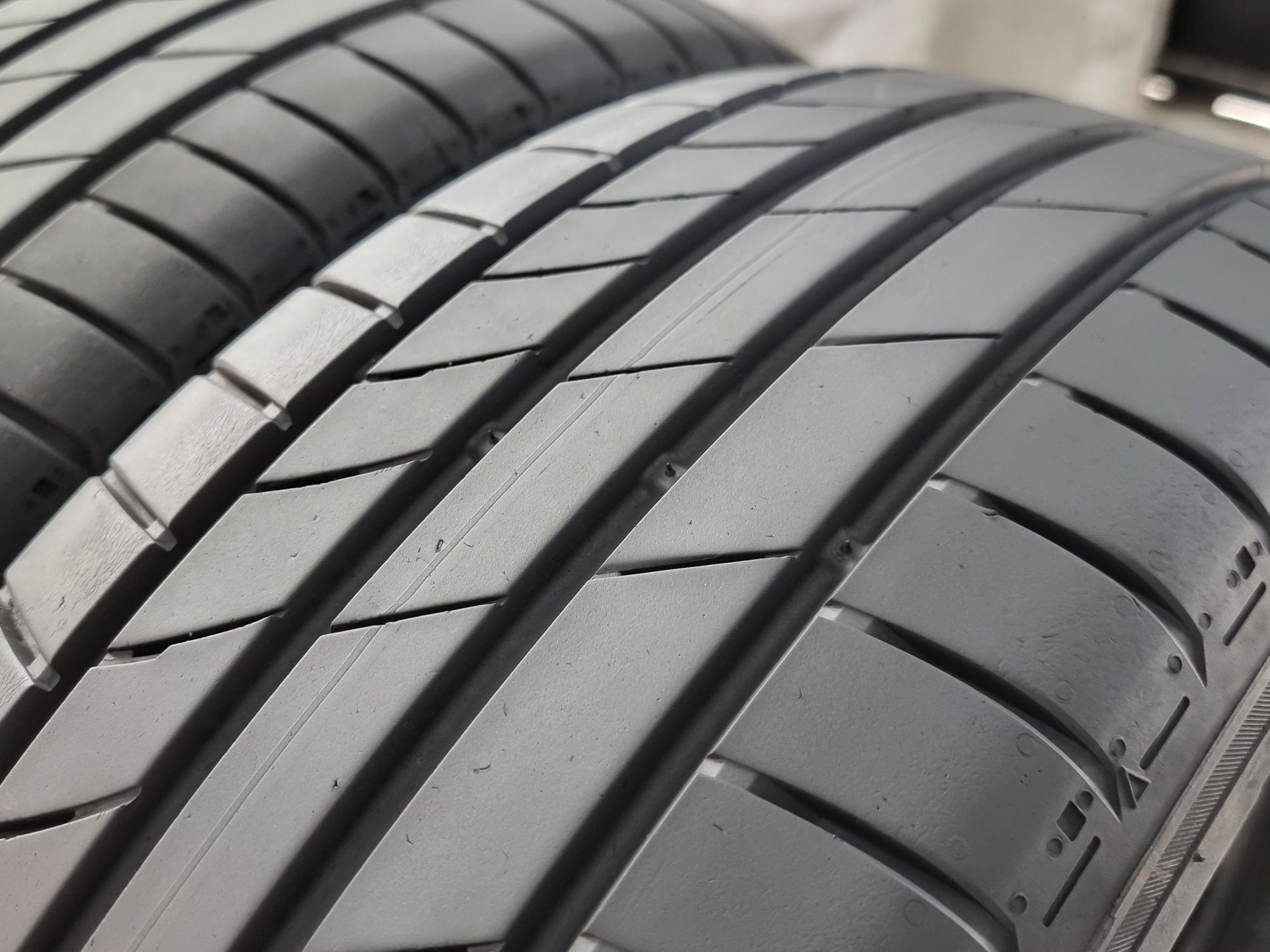 "Dot 22" 205/60/16 Kumho 4Броя: 280лв 6.7мм