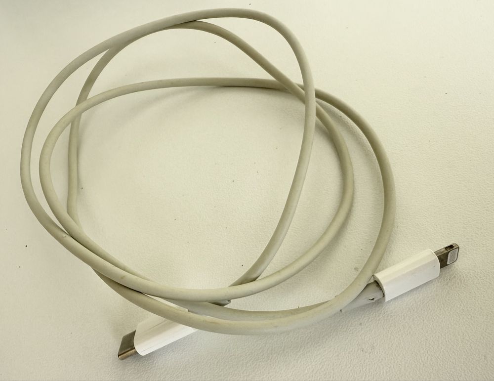 Кабели за зареждане на iPhone usb C към Lighting Port
