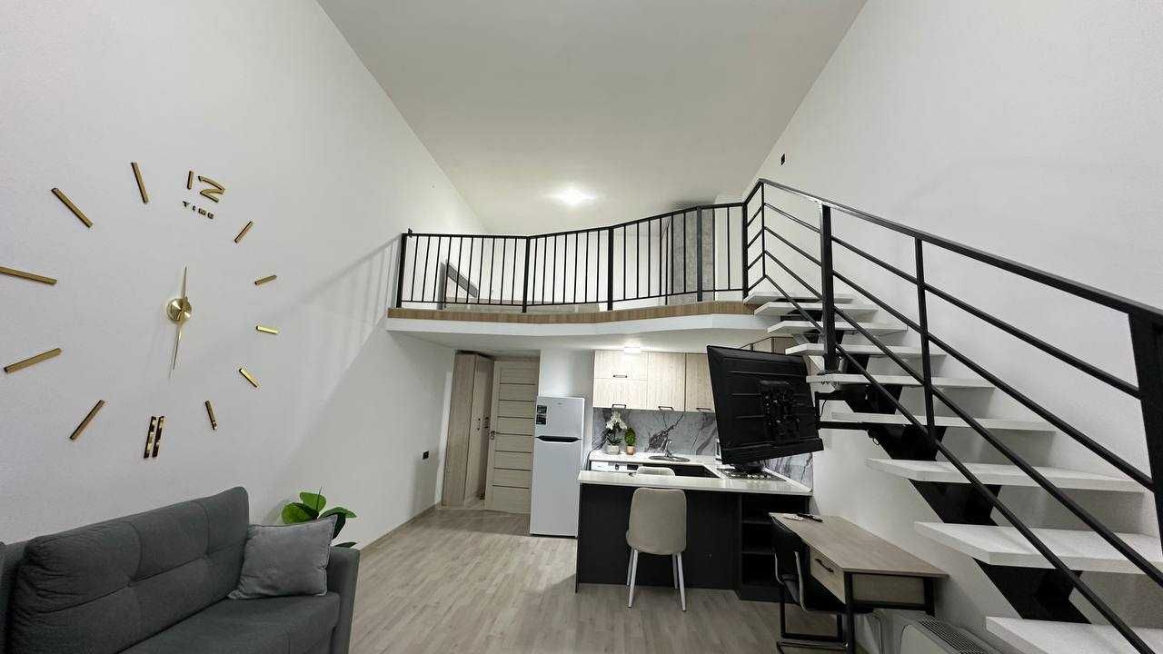 2 комнатная Дуплекс- 2 уровня 45 кв Махтумкули It park 600 у.е