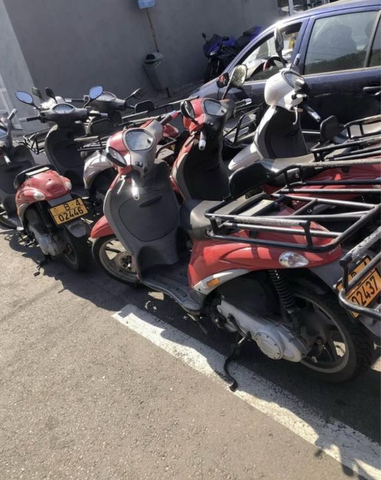 Rent/Inchiriere Scutere Piaggio Liberty Ideal pentru Glovo, Bolt