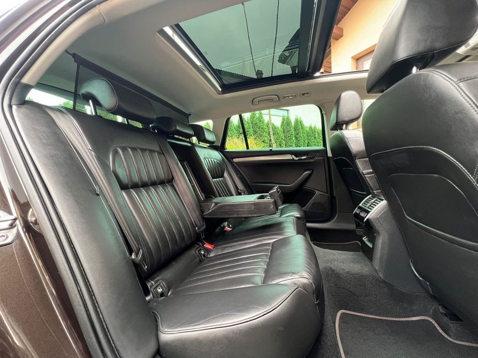 Skoda Superb 2.0 TDI DSG 4x4*190 CP*DSG*Led*Panoramic*Keyless*Distroni