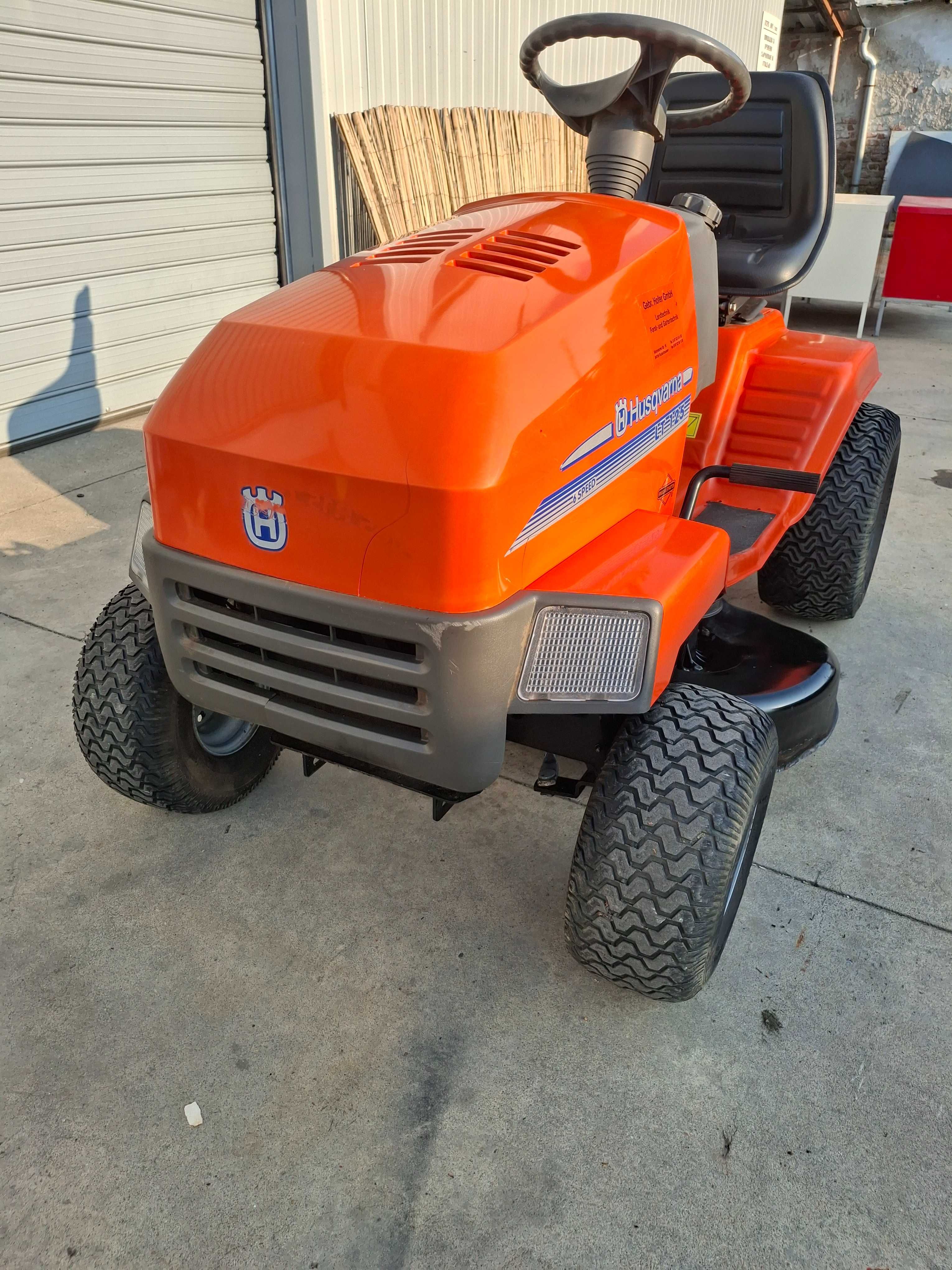 Тракторна косачка husqvarna 12.5Hp