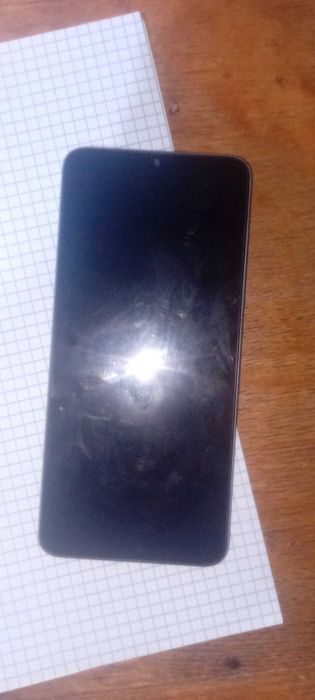 Redmi 13 C sotiladi srochni