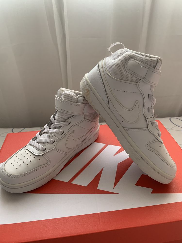 Маратонки Nike 31