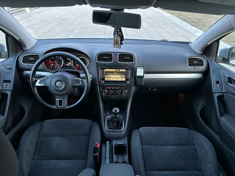 VW GOLF6//2.0 DIESEL// 110 cai