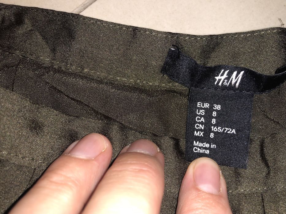 Fusta plisata H&M, mar. 38, noua fara eticheta