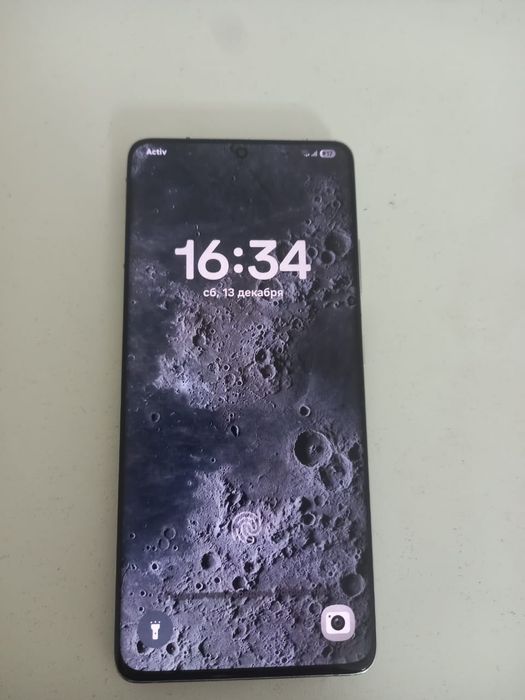 Обменяю Samsung S21 Ultra 5G 256 ГБ на равноценный Android