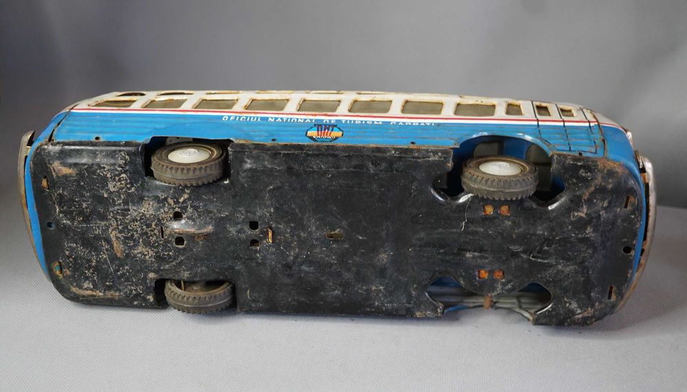Стара Румънска Метална играчка модел автобус